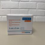 Photo présentant : COMPRESSE S111.151 EVOCARE NON TISSEE 5X5 100